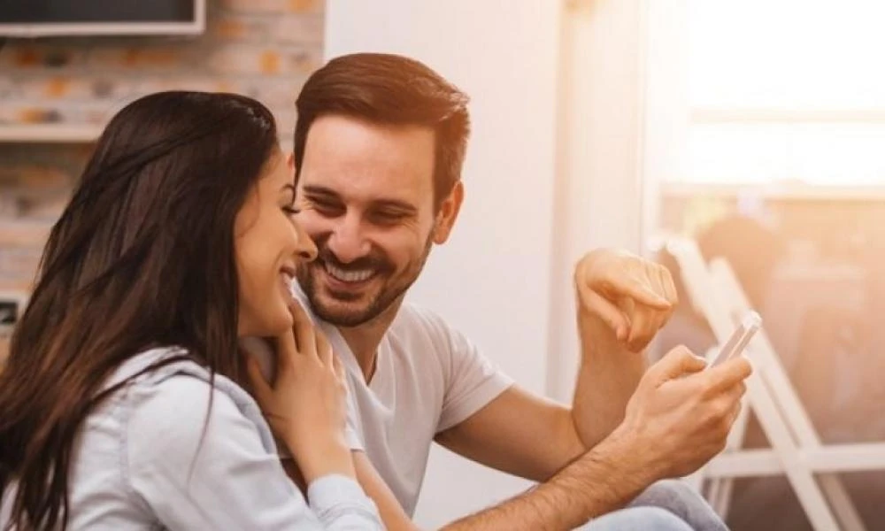 Ψυχολόγοι αποκαλύπτουν: Aυτή η λέξη μπορεί να καταστρέψει τη σχέση σας